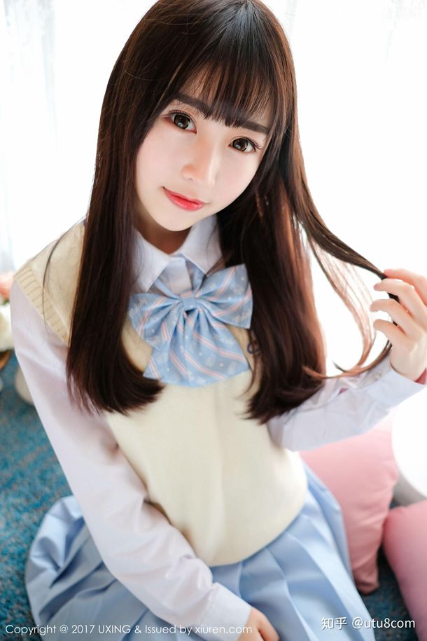 我一定要把这条牛仔裤，安利给所有腿粗、腿不直的女生！